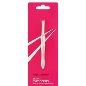 one+other Slant Tweezers